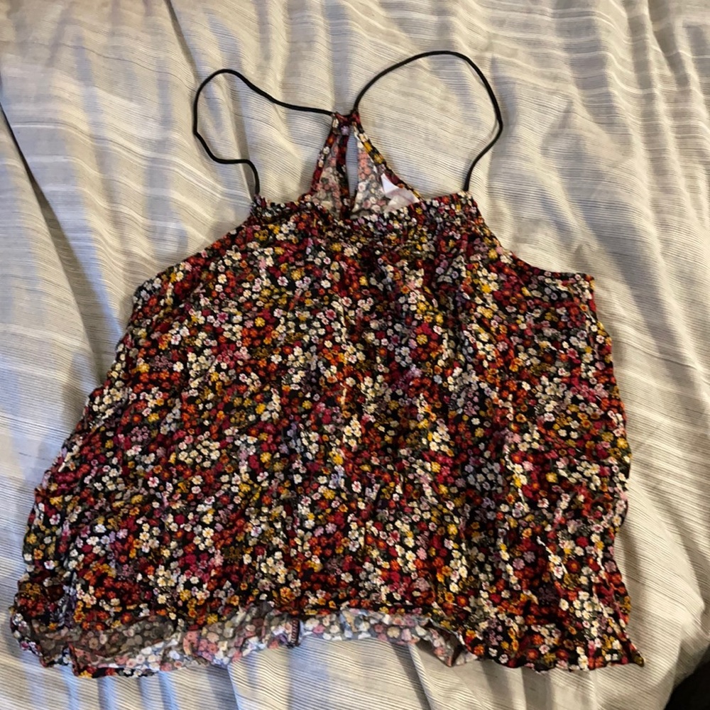 No boundaries dark blue flowered top